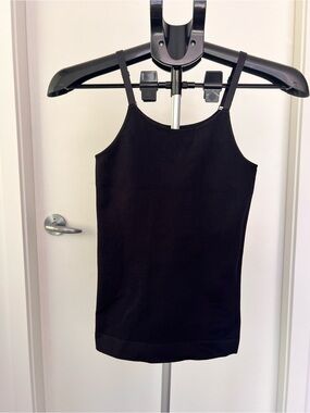 Shapermint Black Slim-Fit Seamless Camisole with Adjustable Straps
